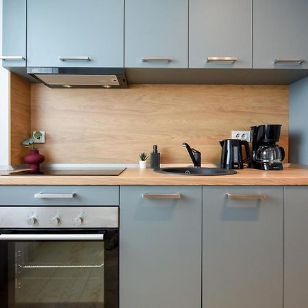 Eye Candy Romexpo 2-Bedroom With Free Parking Bucureşti Ngoại thất bức ảnh